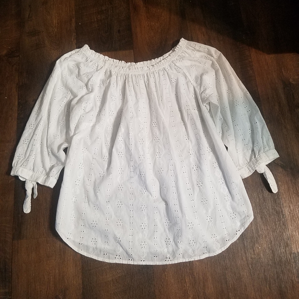 Westport White Eyelet Tie Sleeve Top